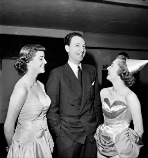 Windmill Girls Irene King (L) and Doris Deal, with TV Producer Bryan Seaso Windmill Girls Irene King (L) and Doris Deal, with TV Producer Bryan Seaso
