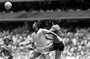 Images Dated 22nd June 1986: World Cup 1986 Quarter final England 1 Argentina 2 Gary Lineker