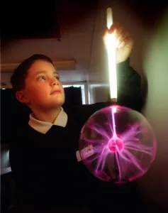 A youngster discovers the power of electricity at the University of edinburgh sci-fun A youngster discovers the power of electricity at the University of edinburgh sci-fun
