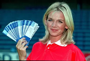 Zoe Ball TV Presenter for the Mirror Football Tickets Promotion A©mirrorpix Zoe Ball TV Presenter for the Mirror Football Tickets Promotion A©mirrorpix