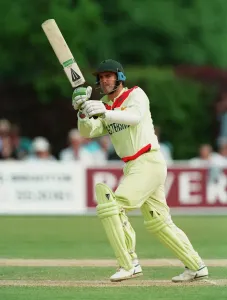 Cricket Batting Techniques Prints: Benjamin Smith