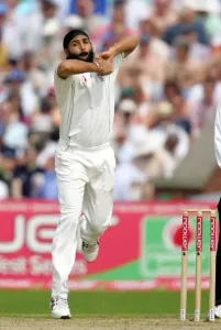 Monty Panesar Print - England Cricket at Old Trafford 2007
