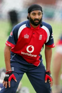 Monty Panesar Print - England Cricket at Old Trafford