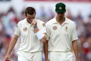 Peter Siddle and Mitchell Johnson Print, 4th Ashes Test Match