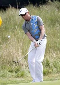 The Open Championship History Prints: Simon Dyson Chips On The 8th