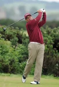 St Andrews Golf Course Prints: Tom Pernice