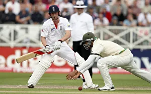 Paul Collingwood Watches Some Sloppy Fielding Paul Collingwood Watches Some Sloppy Fielding