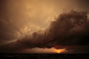 Arcus Cloud Print at Sunset