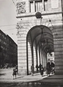 Italian Building Elements Prints: Arcade of Chiozza House, Trieste