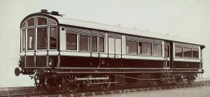 The carraige-engine of a train