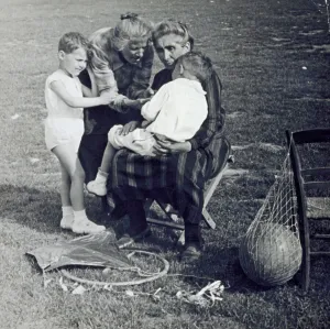 Vintage Family Moments Prints: Extreme suffering