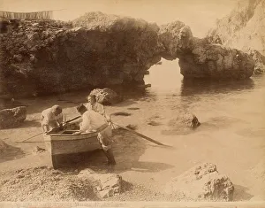Fishermen At Work Prints: Fishermen in Capri