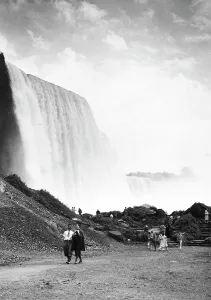 Outdoor Adventure Tourism Prints: Niagara Falls in Canada