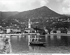 Panoramic Lake View Prints: Panoramic view of Lake Como at Cernobbio
