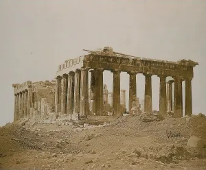 Traditional Greek Clothing Prints: Back view of Parthenon