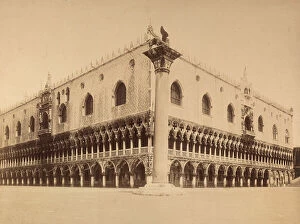 Related Images Collection: View of Piazzetta San Marco in Venice, with the Palazzo Ducale and the Column of San Marco