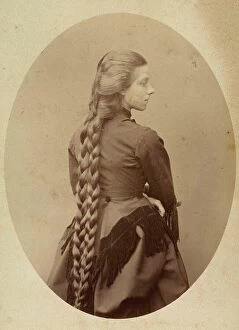 Images Dated 14th January 2004: Woman with long braids