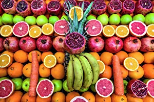 Fruit And Vegetable Display Prints: Fruit Display