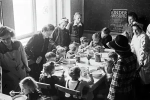 Print of Children Receiving Food in Frankfurt/Oder, 1948