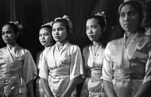 Bali Java Tanzgruppe Print, 1930s