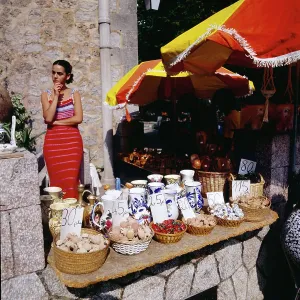Mallorca Print: Woman Selling Ceramics on a Stand