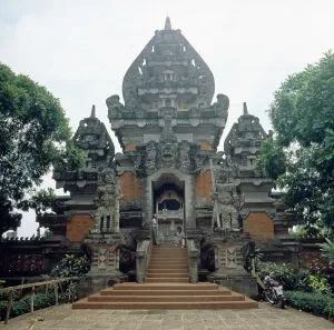 Java / Indonesien Print: Taman Mini Indonesia Indah Theme Park