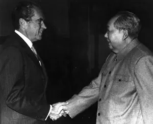 Chairman Mao Prints: US President Richard Nixon meets Chairman Mao Zedong Print