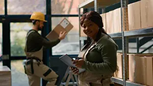 Warehouse Head of Logistics and Trainee Print