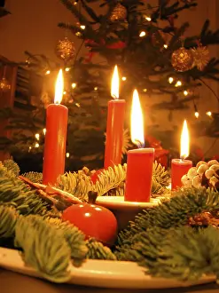 Colorful Christmas Decorations Prints: Advent wreath