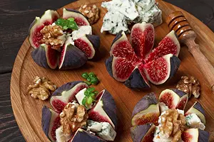 Close Up Food View Prints: Appetizer, Figs with blue cheese