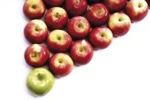 Red Fruits Prints: Apples arranged in a triangle