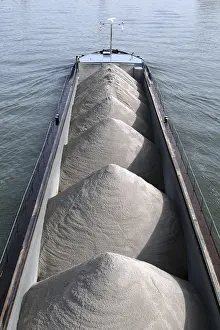 Images Dated 19th March 2024: Barge with sand