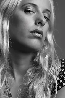 Caucasian Ethnicity Female Model Prints: Beautiful blond model in the studio