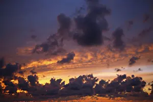 Atmospheric Sunset Photography Prints: Beautiful sunset cloud and sky