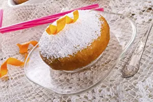 Traditional German Cake Prints: Berliner