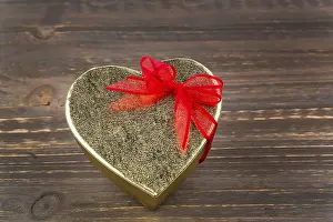 Symbolic Heart Shape Image Prints: A box for a gift in the shape of a heart