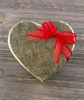 Heart Shaped Gift Box Prints: A box for a gift in the shape of a heart