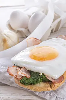Breakfast Dish Prints: Bread au gratin with fried egg and spinach