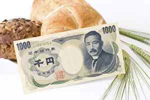 Empty Breakfast Table Prints: A bread roll and a 1000-yen note