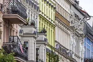 German Federal Republic Facade Prints: Building with colourful facade on Oderberger StraBe