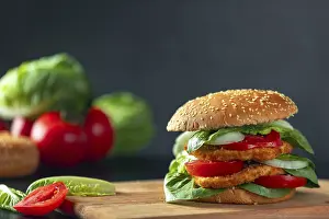 Dark Background Food Prints: Burger with schnitzel, tomatoes
