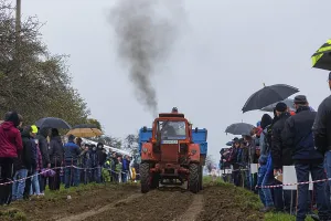 Classic Car Show Prints: Tractor Pulling