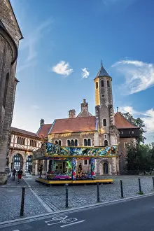 Lower Saxony Tourist Attraction Prints: Children's carousel in front of Dankwarderode Castle