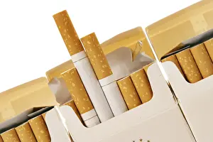 Health Risks Of Smoking Prints: Cigarette packet