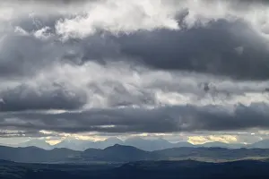 Alvdal Vestfjell Mountain View Prints: Cloud atmosphere in the mountains