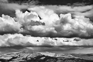 Cloudy Norway Landscape Prints: Cloud atmosphere over mountains