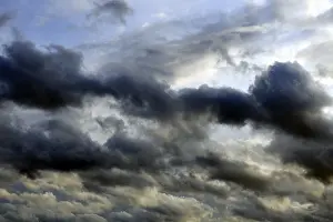 Prints of clouds (Cumulus), rain clouds, thunderclouds, approaching thunderstorm. Brandenburg, Berlin Humilis Prints: Cumulus Clouds Print, Berlin Brandenburg