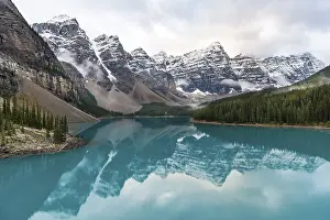 Rocky Mountains Nature Reserve Prints: Clouds hanging between mountain peaks