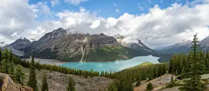 Rocky Mountains Nature Reserve Prints: Clouds hanging in mountain peaks