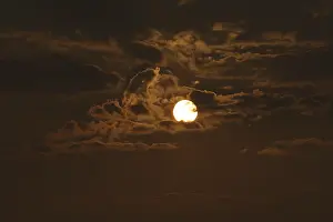 Cloudy Sunset Prints: Cloudy sunset